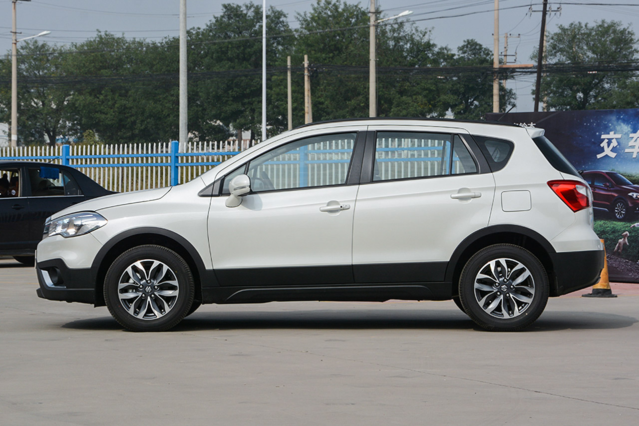 2017款骁途1.6L自动两驱都市时尚型