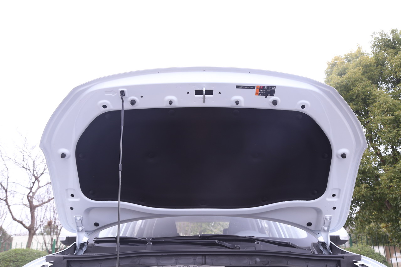 2018款名爵ZS 1.5L自动尊享互联网版