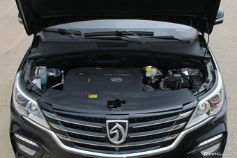 2017款宝骏560律动版1.8L iAMT尊享型图片