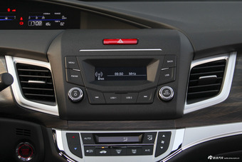 2017款杰德 1.8L 自动舒适版 5座