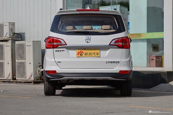 2016款宝骏730 1.8L AMT智能手动7座豪华型 7座