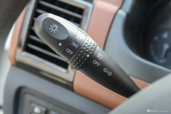 2016款北汽威旺M35 1.5L 手动舒适型DAM15