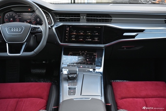 2019款奥迪A6L 45TFSI quattro 豪华致雅版