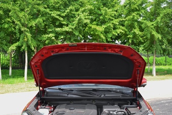 2018款长安CS75 1.5T手动雅智型