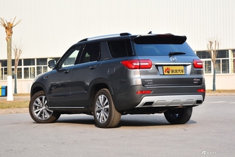 2017款长安CS95 2.0T自动四驱智尊版