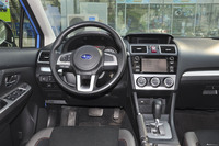 2016款斯巴鲁XV 2.0L自动进取版