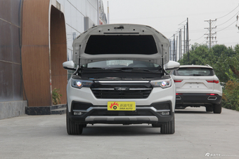 2018款众泰T500 1.5T自动智能互联尊贵型