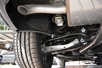 2018款奥迪Q5L 2.0T自动45 TFSI尊享运动型