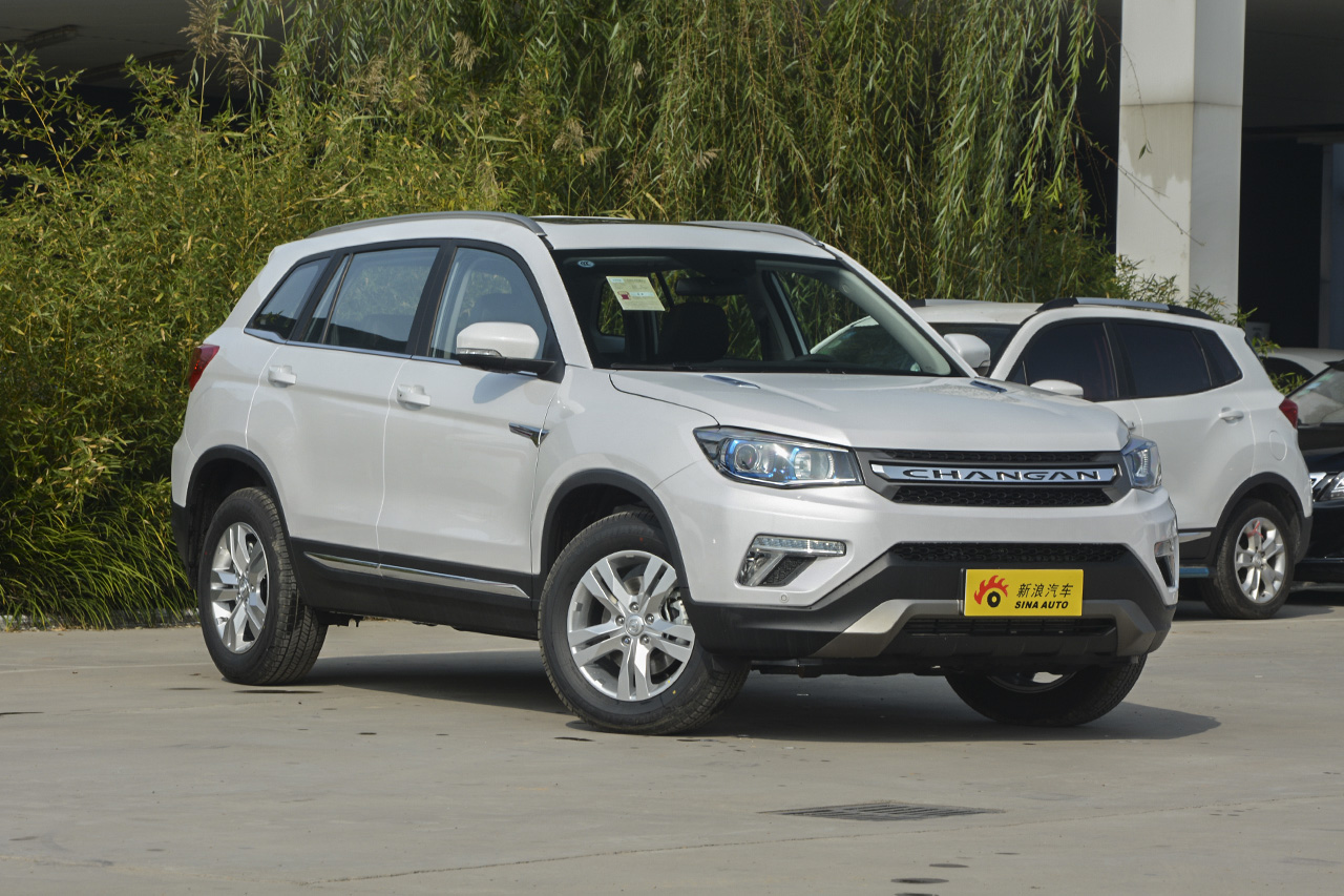 2017款CS75尚酷版1.8T自动四驱豪华型