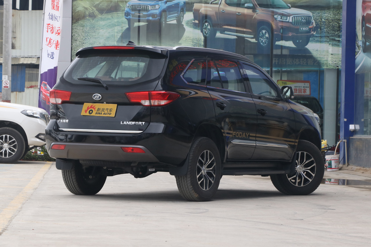 2017款揽福1.9T手动柴油两驱豪华版7座