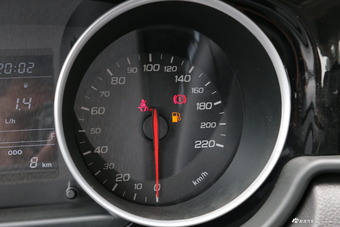 2017款骏派D60 1.5L手动豪华型