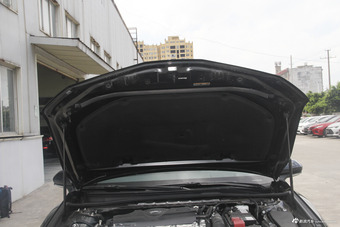 2018款凯美瑞2.0G自动豪华版