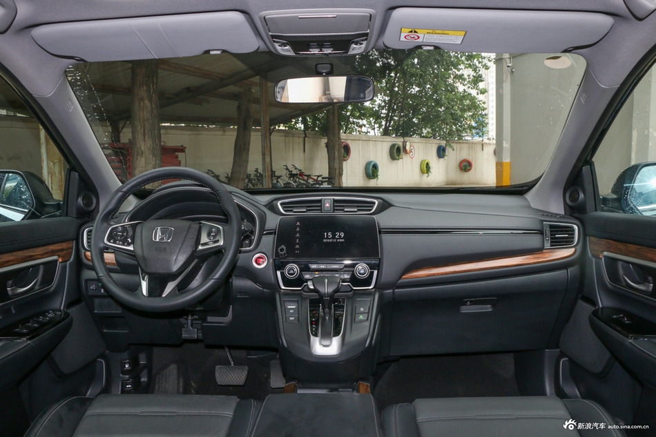 2017款CR-V 1.5T 240TURBO自动两驱风尚版