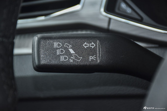 2016款帕萨特1.4T自动尊荣版280TSI