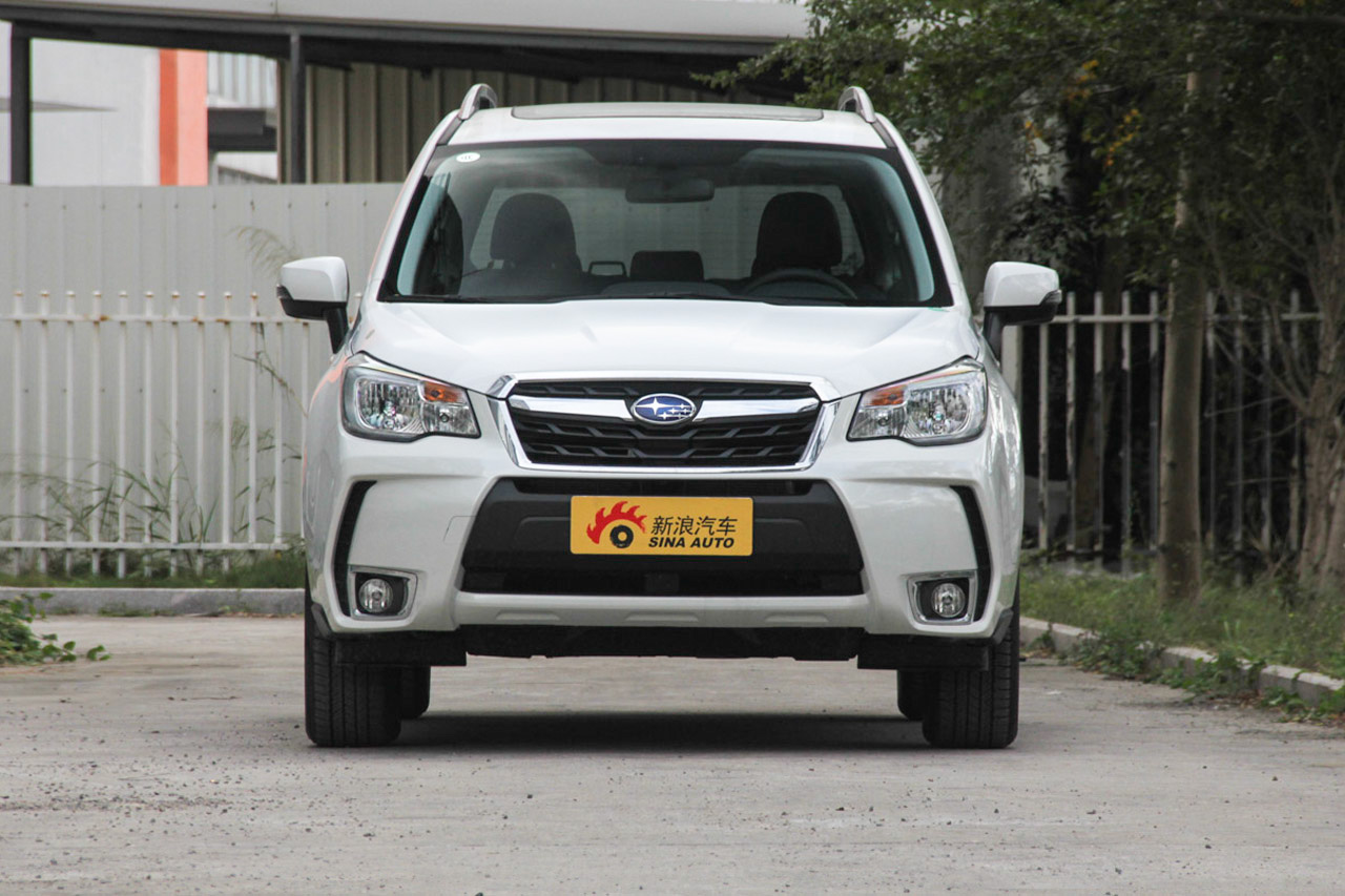 2016款森林人2.0L自动时尚导航版