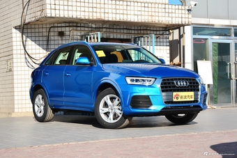 2018款奥迪Q3 30周年年型 30 TFSI时尚型