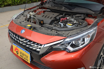 2017款启辰T90 2.0L自动CVT领尚版