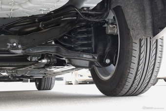 2017款福克斯三厢1.0T自动超能风尚型智行版EcoBoost 125