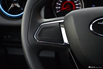 2018款东南DX3 EV400 豪华版