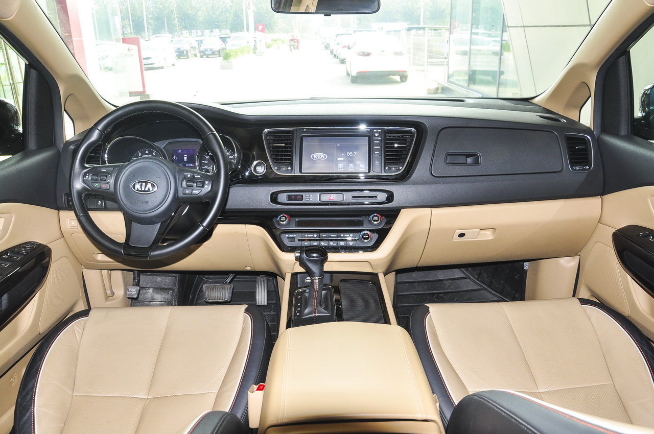 2015款嘉华（进口）3.3L自动豪华版 国IV