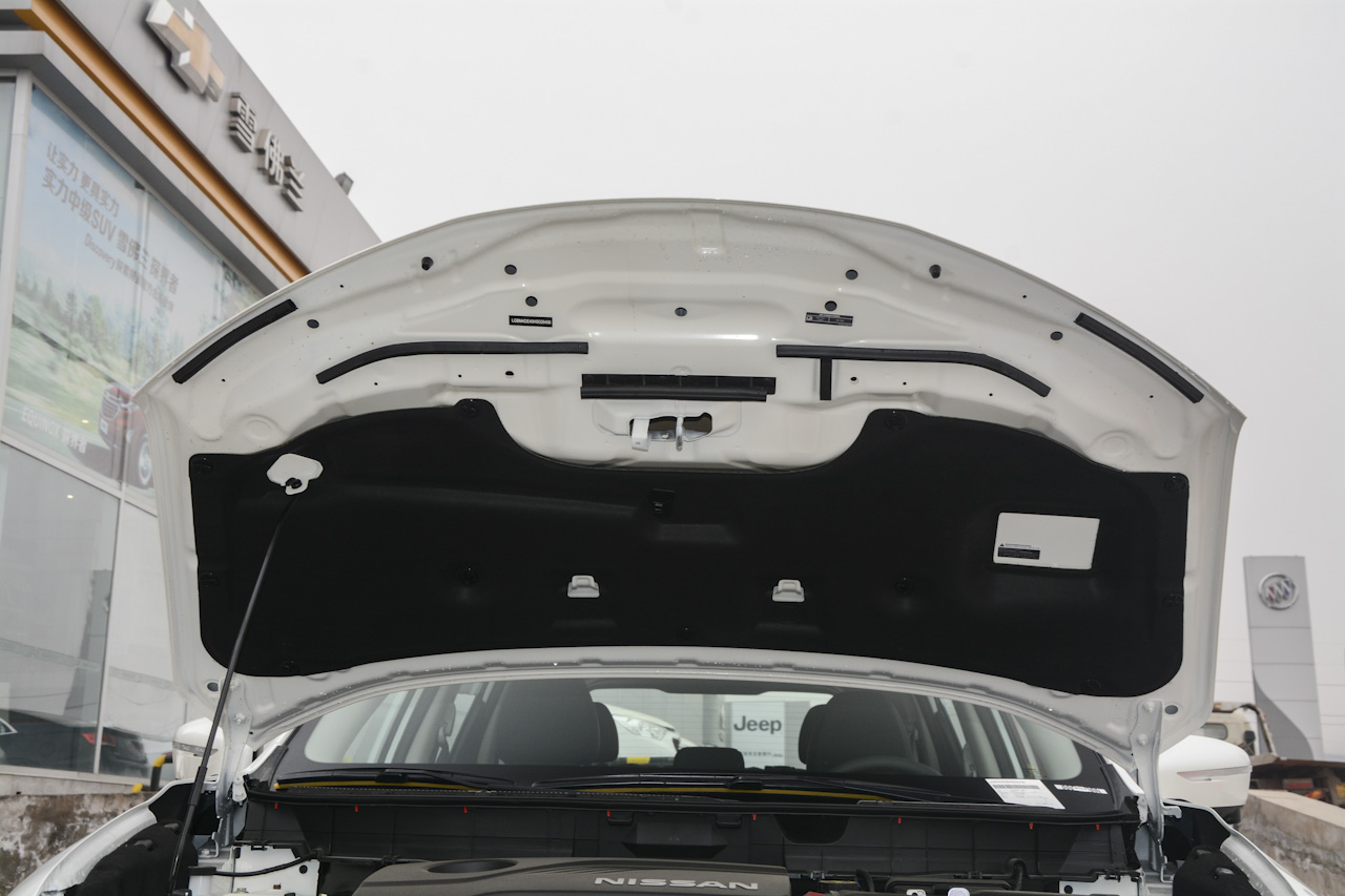 2017款奇骏2.5L自动CVT豪华版 4WD