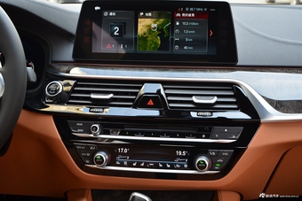 2018款宝马5系2.0T自动530Li尊享型 M运动套装