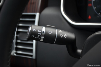 2017款揽胜3.0L自动V6 Vogue