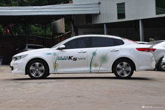 2016款起亚K5 2.0L自动PREMIUM