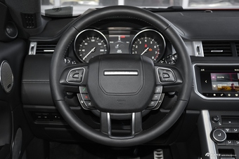 2017款揽胜极光 2.0T自动敞篷版