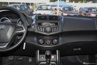 2016款骐铃T7 2.8T手动两驱舒适版标准轴距JE493ZLQ4CB