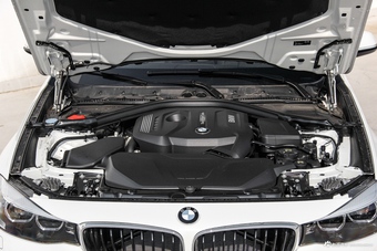 2017款宝马3系GT 2.0L自动320i M运动型图片