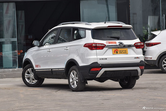 2016款北汽幻速S3L 1.5L手动尊贵型