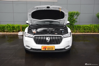 2018款宝沃BX6 2.0T自动28T 四驱GT至酷型