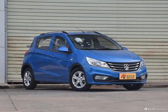 2017款宝骏310 1.5L自动时尚型