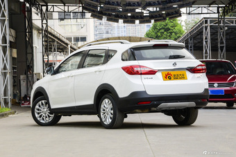 2016款风神AX3 1.5L自动尚酷型