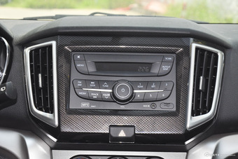 2015款启辰T70 1.6L手动睿行版