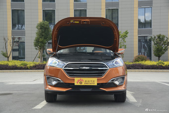 2017款众泰T300 1.5L手动尊享型