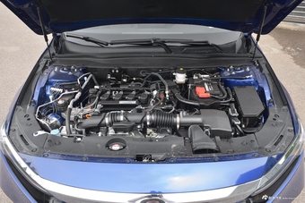 2018款雅阁1.5T自动豪华版260TURBO