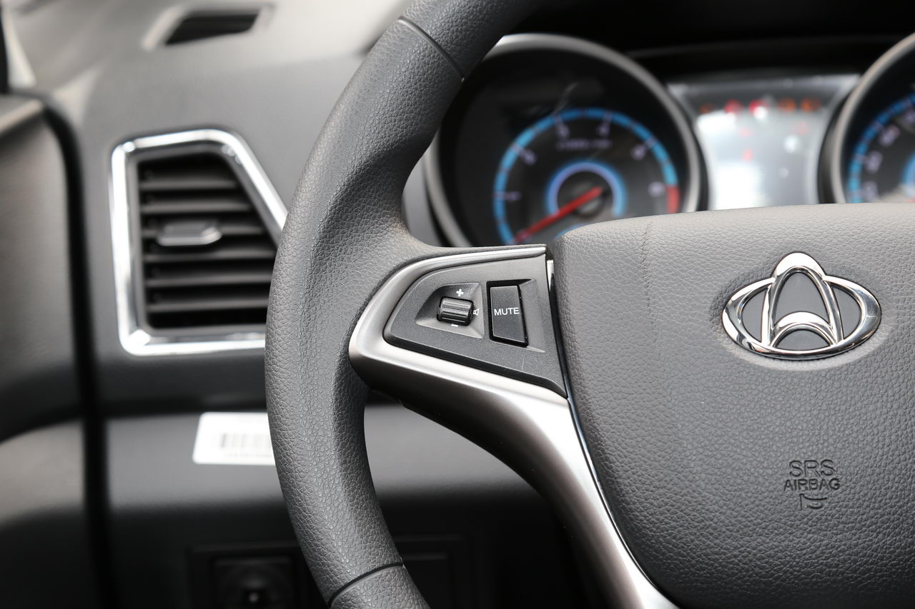 2017款长安睿行S50  1.5L手动次顶配