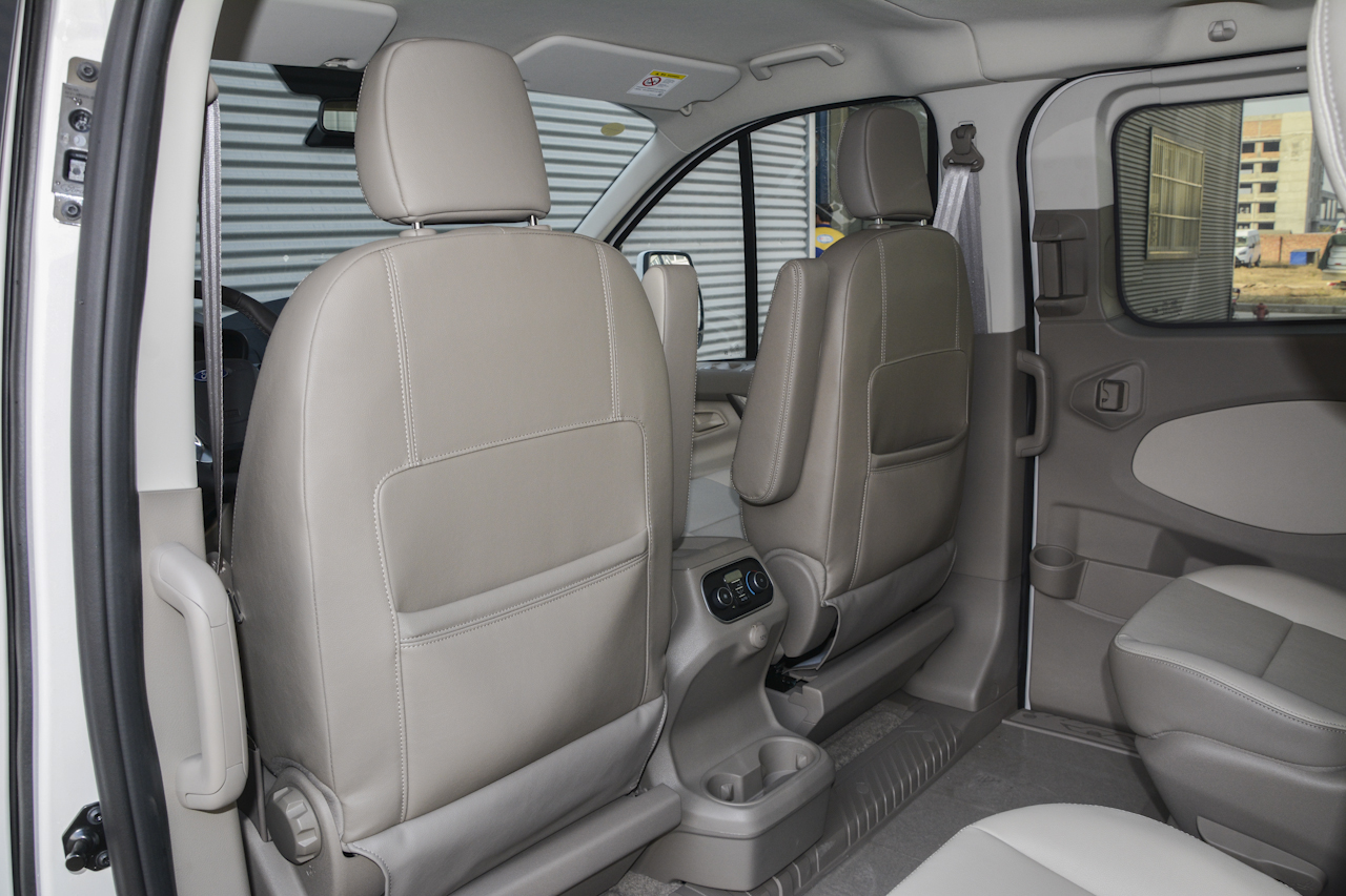 2017款途睿欧2.0T自动精英版