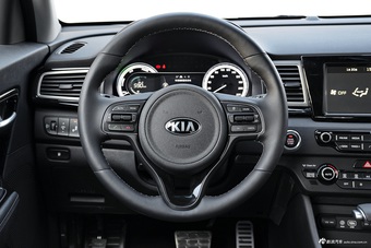 2017款极睿1.6L自动旗舰版