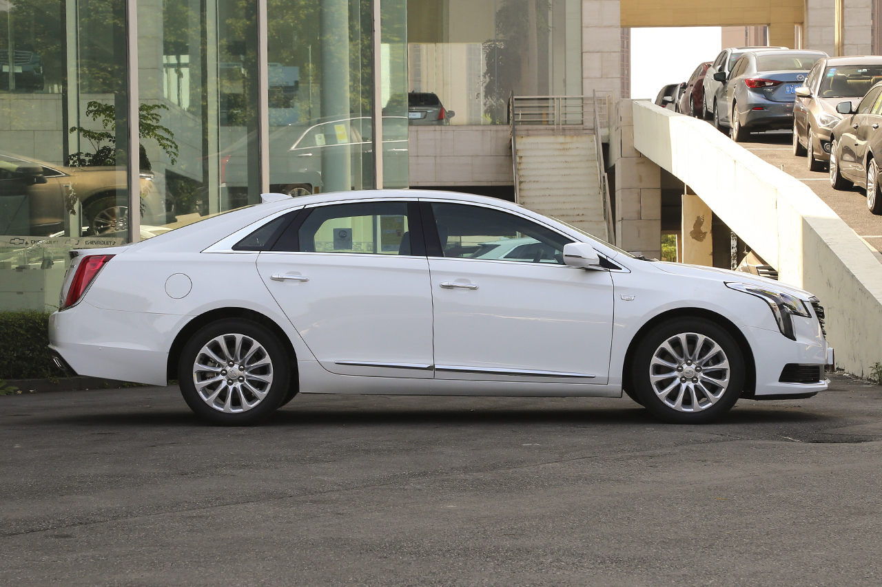 2018款XTS 2.0T自动28T技术型