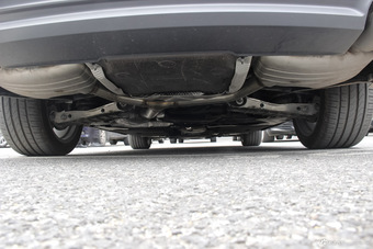 2017款奥迪A4L 2.0T自动40TFSI运动型