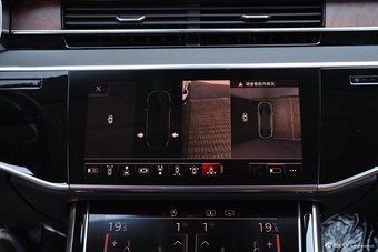 2018款奥迪A8L 3.0T自动55 TFSI quattro尊贵型