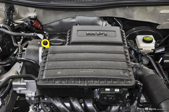 2016款宝来1.6L自动时尚型