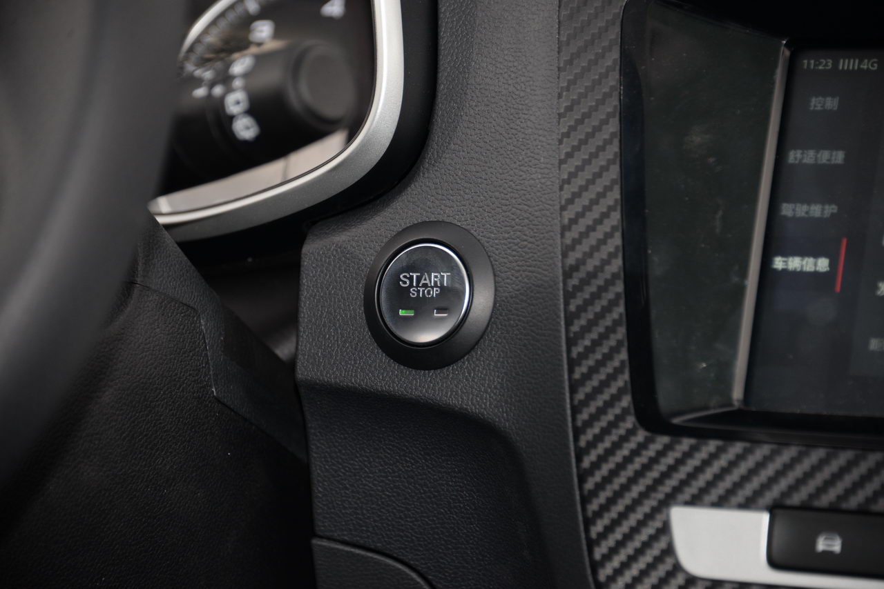 2017款名爵ZS1.0T自动顶配版