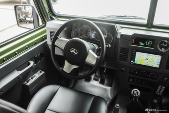 2013款 勇士 2.7L 三门四驱汽油版