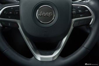 2017款自由光2.4L自动卓越版