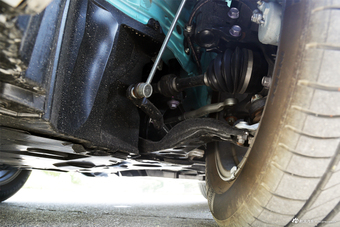 2018款C-HR 2.0L自动精英版