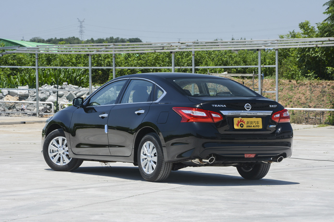 2018款天籁2.0L自动 XL智进版